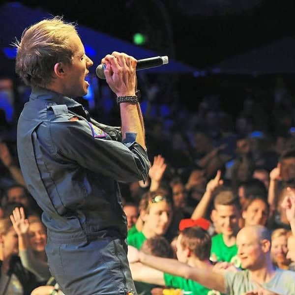 axel-fischer-mallorca-kuenstler-buchen