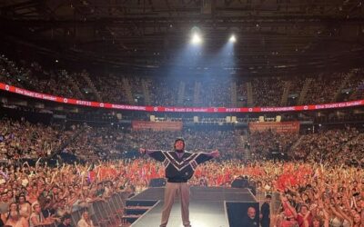 BUDDY OGÜN Gigantischer Live-Auftakt in Hamburg vor 12.000 Besuchern